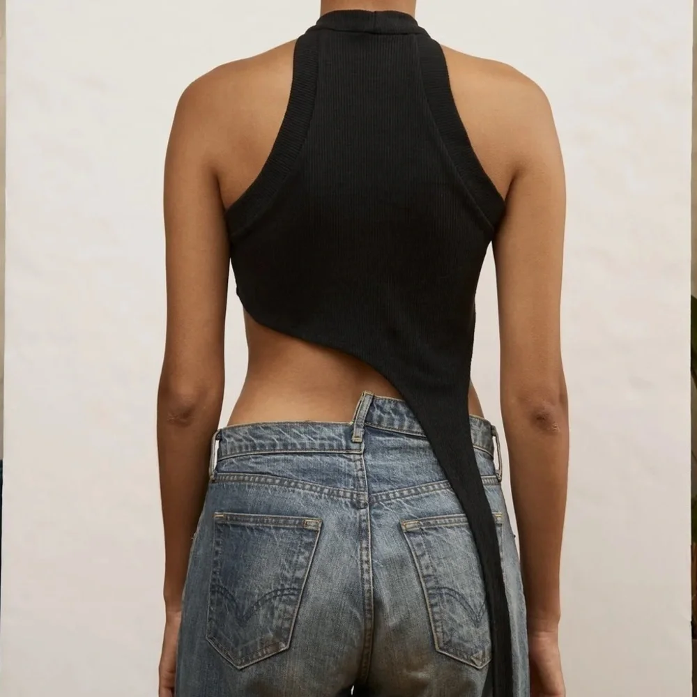 K.NGSLEY Black Ribbed Cutout Halter Crop Top - Picture 2 of 10
